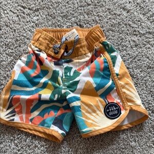 Feather 4 arrow swim shorts 18 m